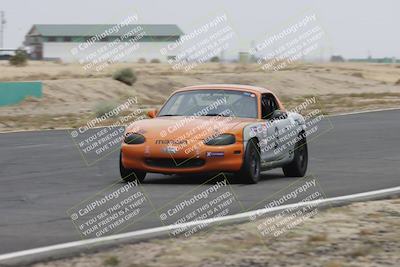 media/Jun-01-2025-CalClub SCCA (Sun) [[eae223c5dd]]/Group 5/Race (Front Straight)/